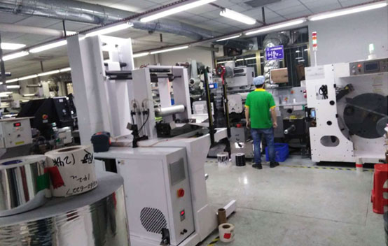 Guangzhou Guangcai Label Co., Ltd. installed DYM second non-stop print system